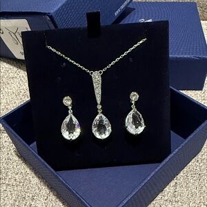 Swarovski Silver Necklace with Sparkling Clear Gems